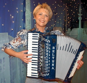 Christa Behnke spielt Beltuna